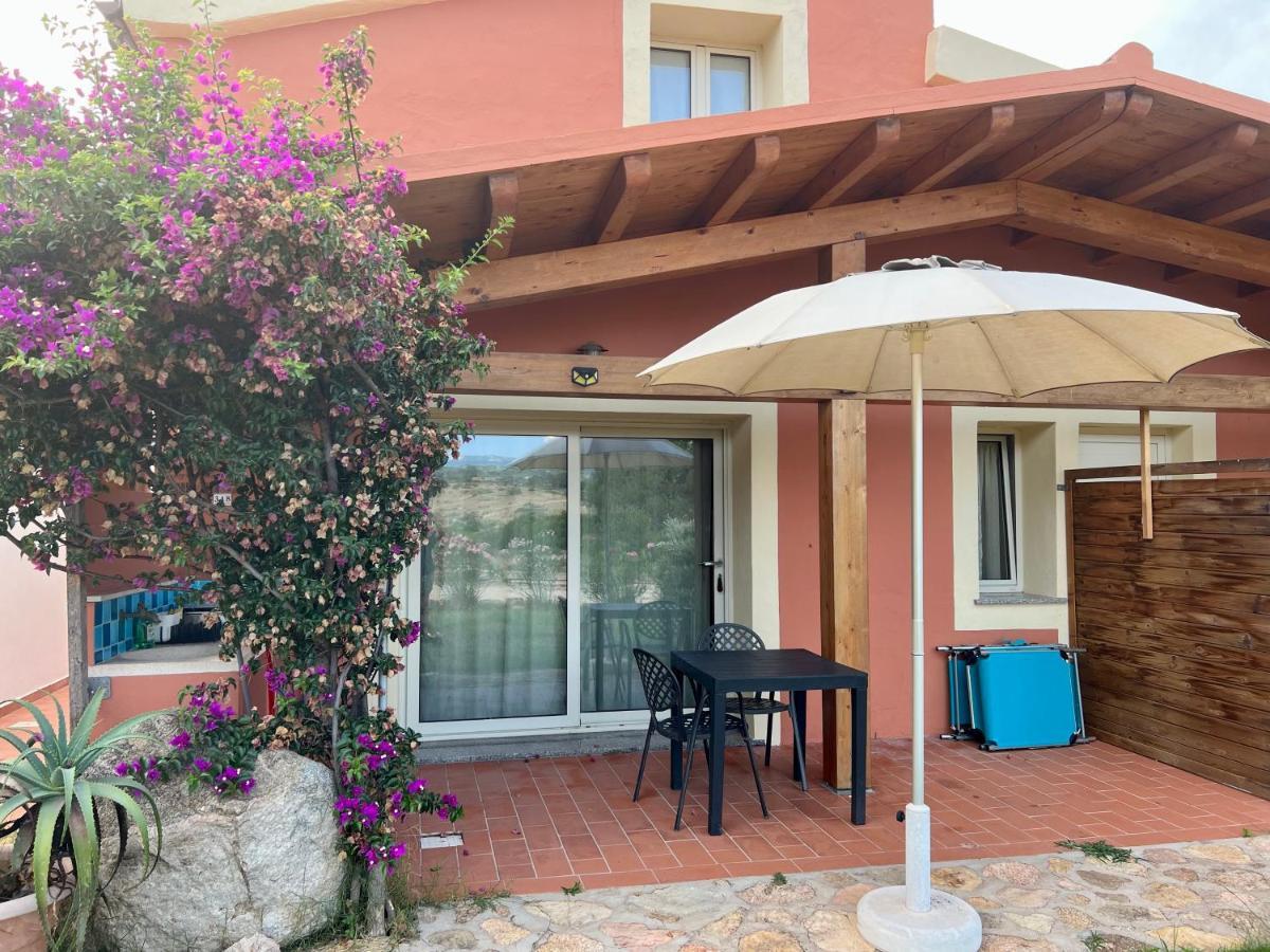 Stazzo La Foci Soluzioni Vista Mare Villa Aglientu Bagian luar foto