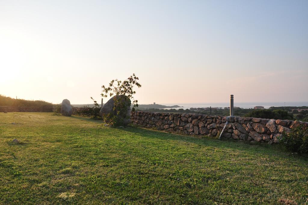 Stazzo La Foci Soluzioni Vista Mare Villa Aglientu Bagian luar foto