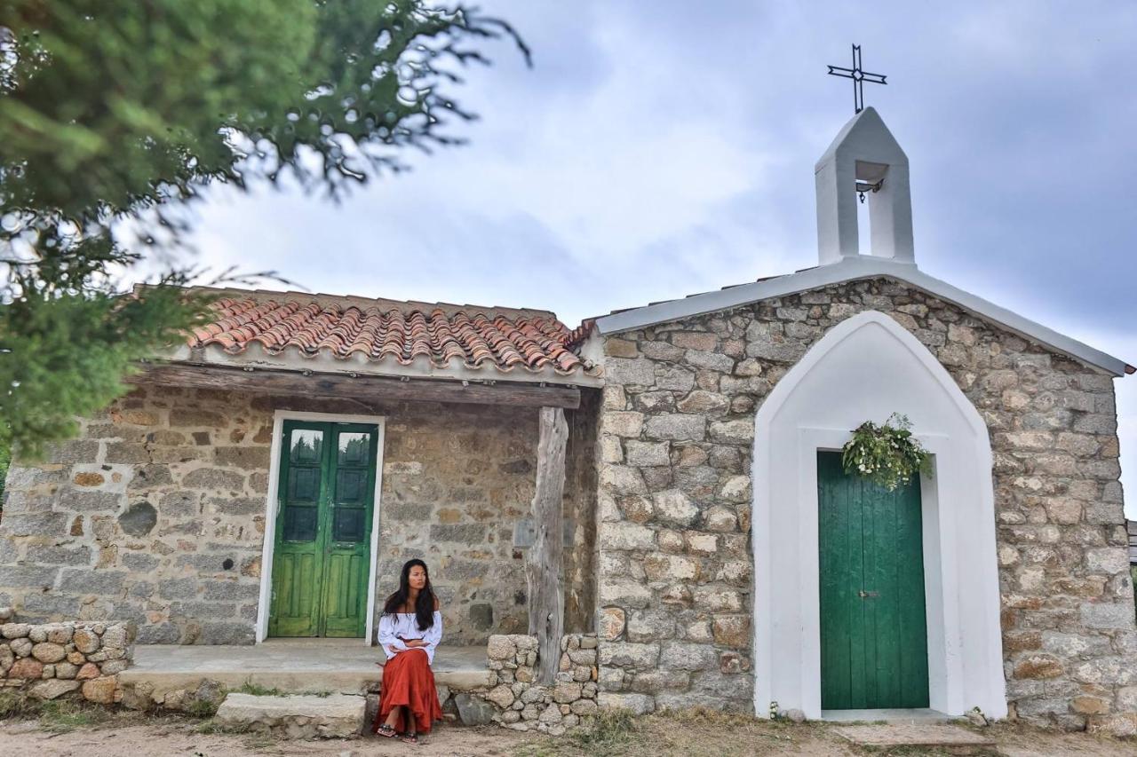 Stazzo La Foci Soluzioni Vista Mare Villa Aglientu Bagian luar foto